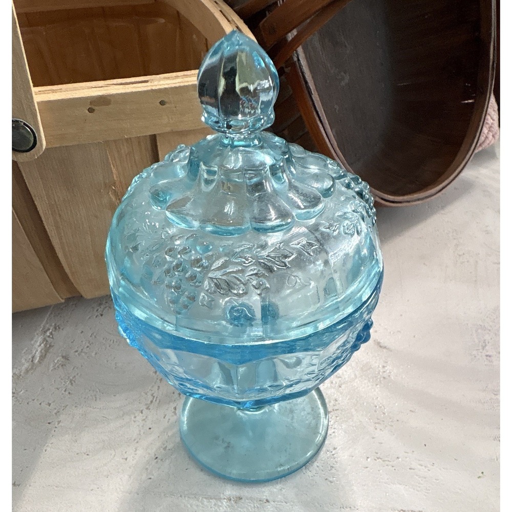 Blue Westmoreland Glass Pedestal Covered Dish/Candy w/ Lid Round Grapes/Leaves